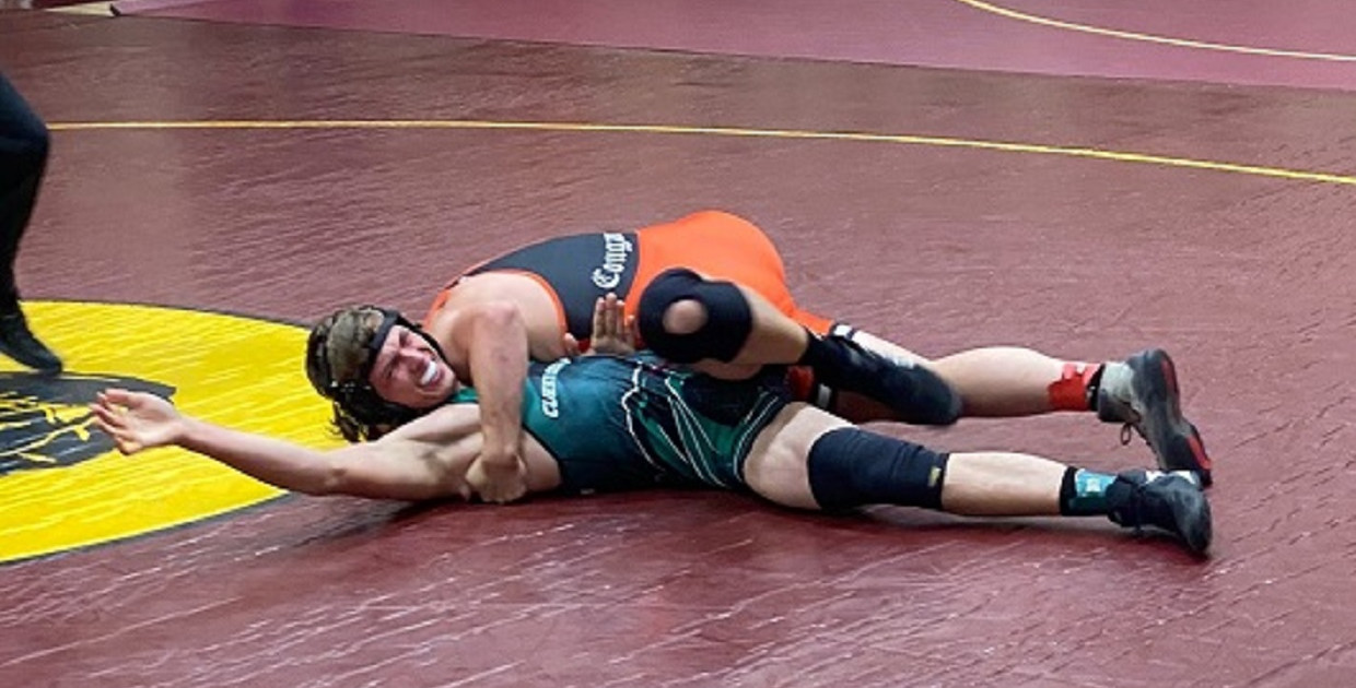 Cougar grapplers open at Sac, but tourney cut short
