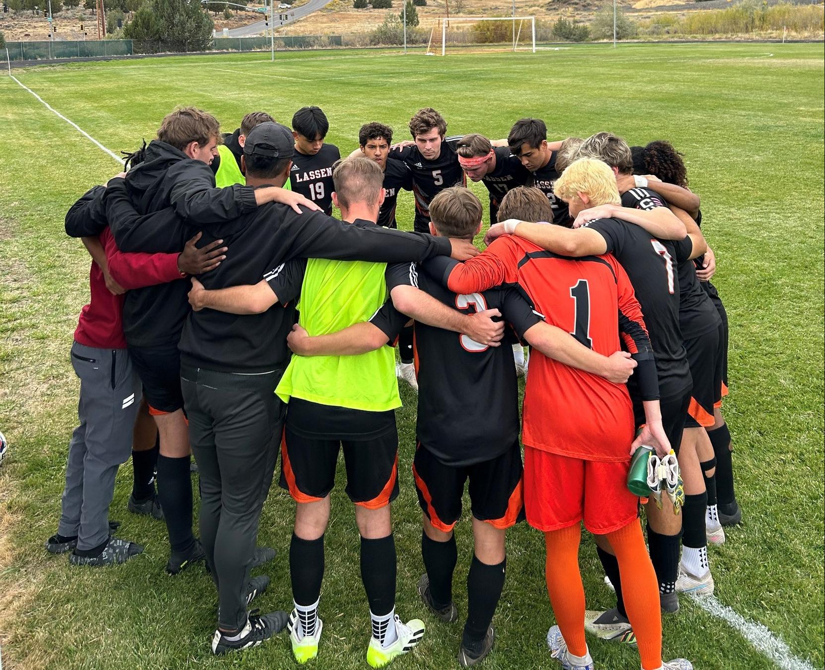 Men's Soccer ends losing streak with victory over College of the Redwoods